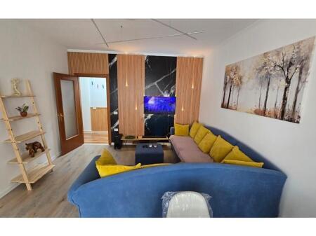 APARTAMENT 3+1 PER QERA TEK LIQENI I THATE !