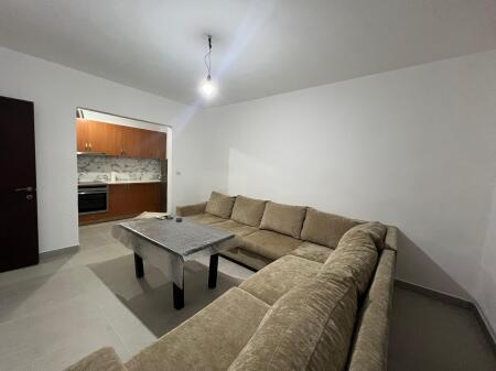 2+1 for rent near the Train Station