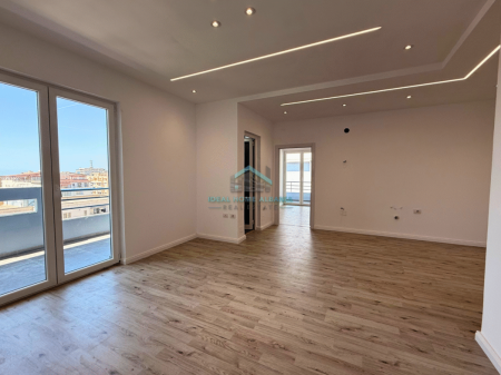Rruga Dush Strati, Vlore- Shitet apartament 1+1