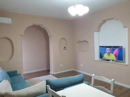 APARTAMENT ME QERA 1+1 VASIL SHANTO 480 EURO