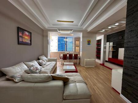 Shitet, Apartament 1+1 Prane Eleonores, Kodra e Diellit, Tirane.