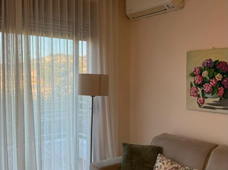 Qera 1+1 / Liqeni Thate / Luxury