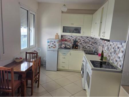 Apartament 1+1 per shitje, Liqeni i Thate