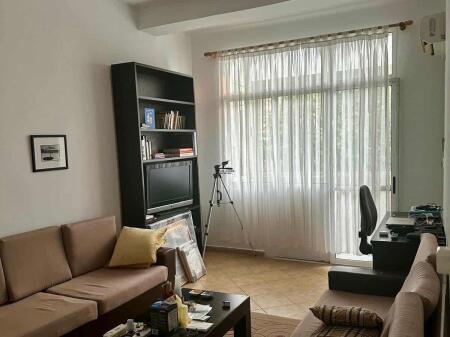 VENDESI APPARTAMENTO 1+1 VIA DURRES 185.000 EURO