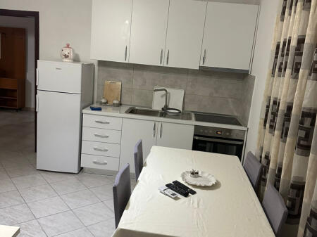 Apartment 1+1 for rent at Komuna e Parisit!
