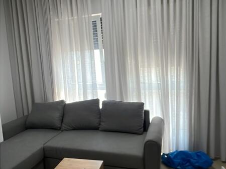 ofrohet apartament 2+1 me qira te kontakti