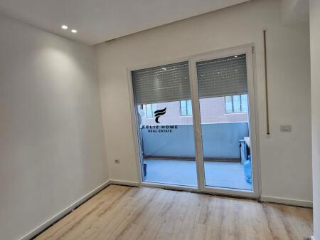 OFFICE FOR RENT 80 M2 DIBRA STREET 500 EURO
