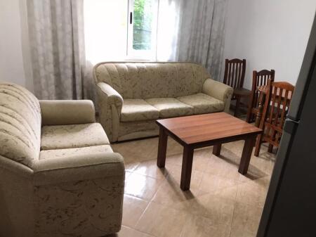 APARTAMENT 1+1. 35000 LEKE.MBAS FAKULETIT TE MJEKSIS.