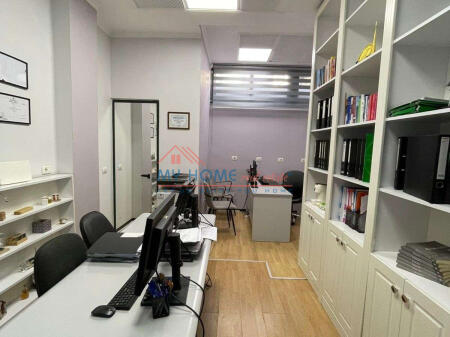 Office for Rent at the Former Exhibition in Tirana