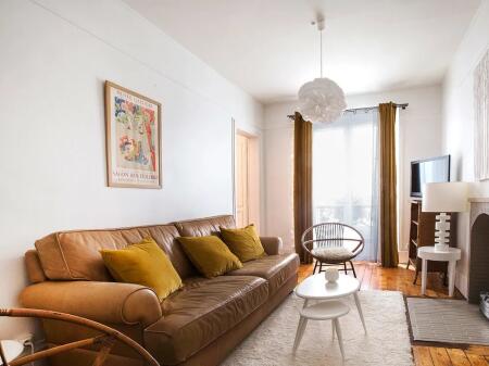 Apartament Me Qera 1+1 ne Bllok (ID B211371) Tirane.