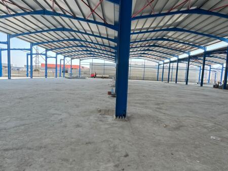 Capannone in affitto, 5000m2, Autostrada Tirana - Durazzo (10.000 Euro)