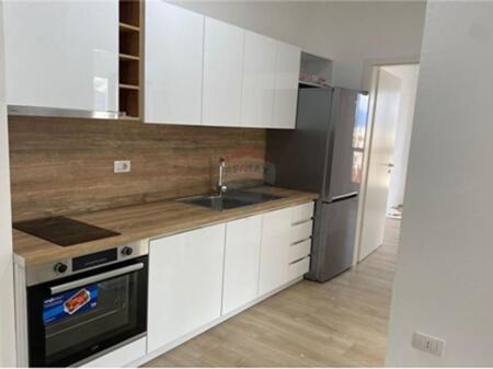 Apartament 2+1 me qira tek kontakti