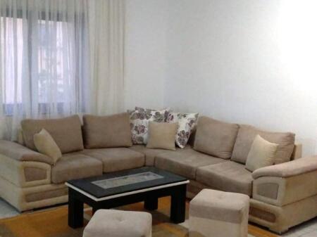 Prane Shkolles 9-vjecare“Vasil Shanto“jepet me qera apartament1+1,i mobiluar.  50,000Leke
