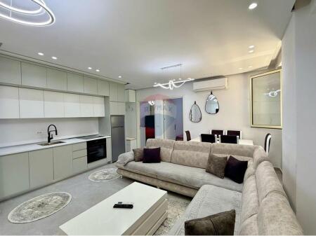 SUPER APARTAMENT 2+1 PER QIRA NE SHKOZE !.
