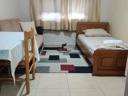 APARTAMENT ME QERA 2+1 RRUGA DURRESIT 600 EURO