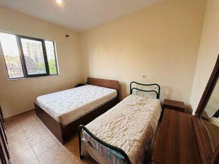 In Affitto Appartamento 1+1+1 Balcone