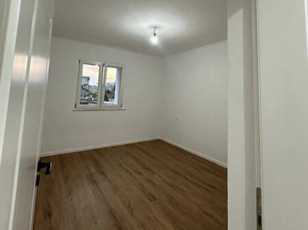 SHITET APARTAMENT 1+1 BLV ZOGU I PARE 153.000 €