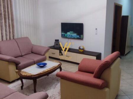 JEPET APARTAMENT 1+1 ME QERA TE NDRE MJEDA, ISH PARKU 48.000 LEKE
