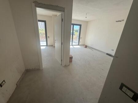 Opportunity, 2+1 Apartment for sale in Shkozë