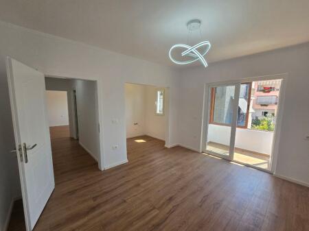 Apartament 1+1 per shitje tek Oxhaku !
