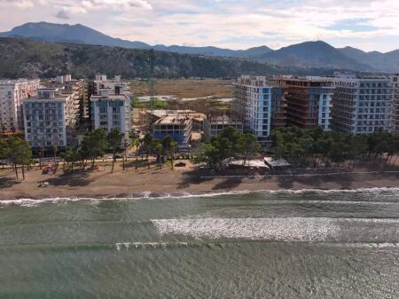 📍Shengjin, buze detit shitet garsoniere dhe Apartament 1+1