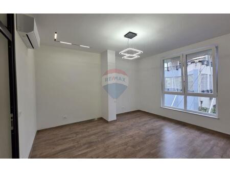 Apartament 2+1 per shitje te Rruga e Elbasanit.