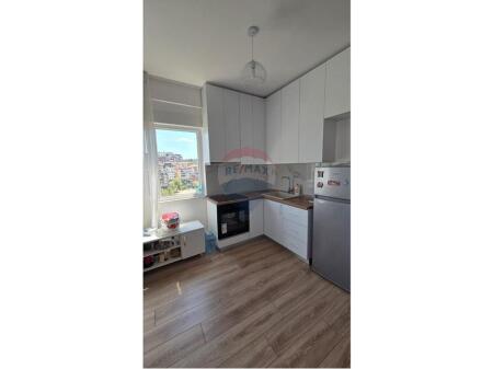 Apartament 2+1, Liqeni i Thate