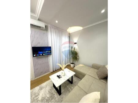 Apartament 1+1 per shitje Liqeni i Thate !