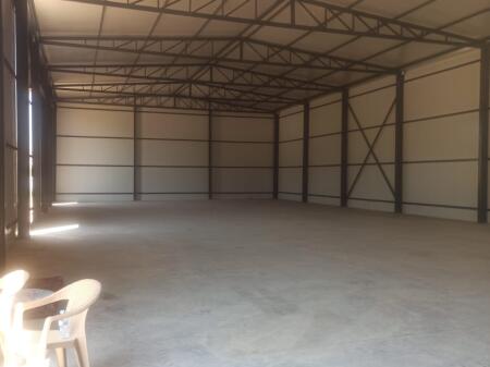 MAGAZZINO IN AFFITTO SUPER PER AFFARI SULL'AUTOSTRADA TIRANA DURRËS