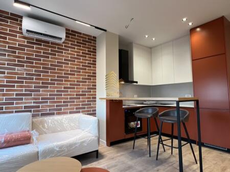 Affitto, Appartamento 1+1+Blk, all'inizio del Nuovo Boulevard, 700 Euro/mese