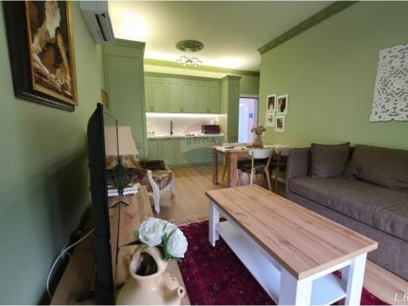 Jepet me qira apartament 1+1 në Rezidencën Oxa