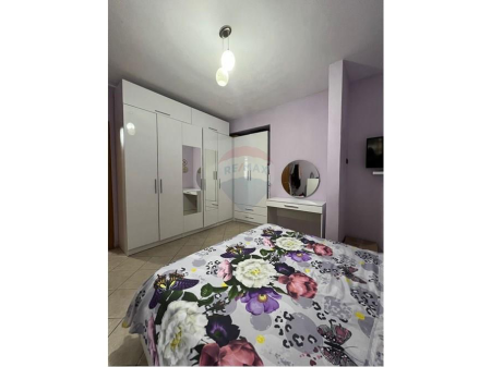 Apartament 1+1 me qera ne zemer te Tiranes !