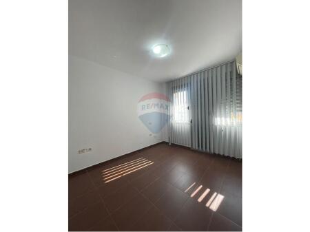 2+1 Room FOR RENT AT -KAVAJES STREET-