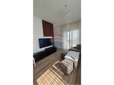 Apartment 2+1, Dry Lake