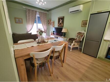 Apartament me qira pranë Liqenit të Tiranës