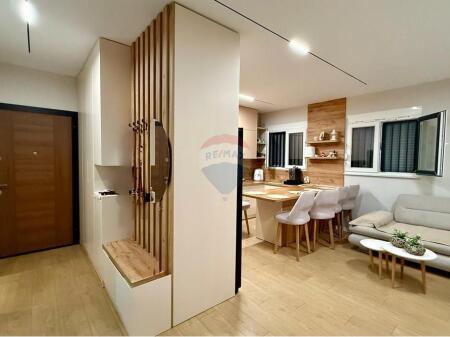 ***APPARTAMENTO 2+1 IN VENDITA- VIA DIBRËS***
