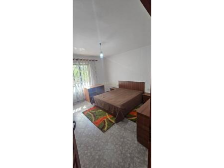 JEPET ME QIRA APARTAMENT 1+1 + POST PARKIMI – ISH PARKU, RRUGA BABA REXHA