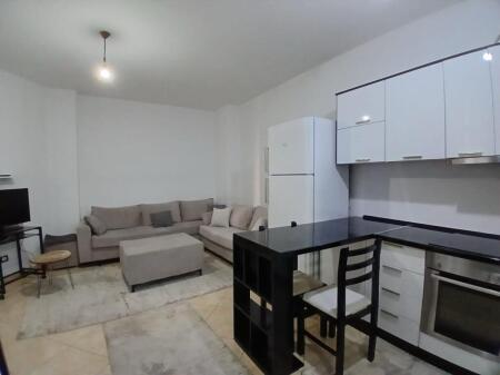 Appartamento 1+1 con balcone Centro Vicino alla procura