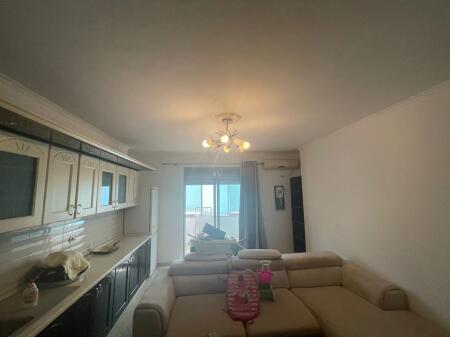 shitet apartament 2+1 ne yzberisht
