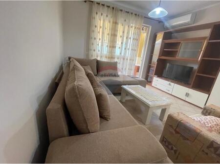 Apartament 2+1 me Qira Rruga Kavajes !