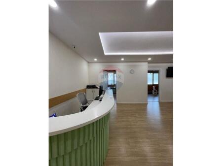 *PREMISES FOR RENT FOR OFFICES-Kavaja Street*