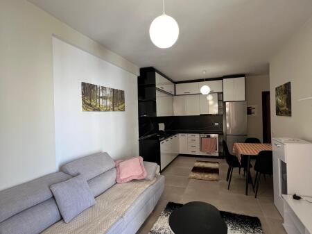Apartament 2+1 per qera univers city