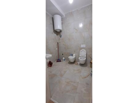 AFFITTIAMO APPARTAMENTO PER UFFICI IN VIA JORDAN MISJA
