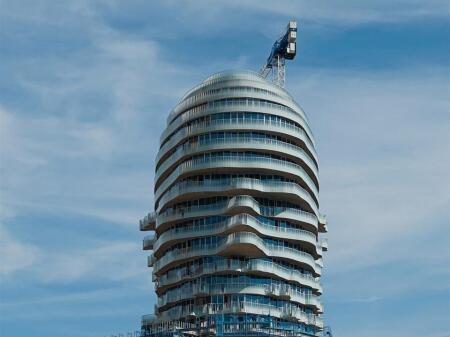 🏢 Apartment 1+1 for sale at Tirana’s Rock, in the Center!