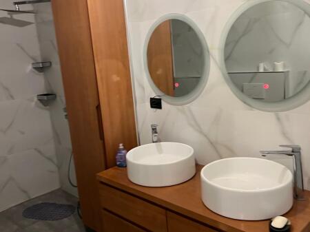 Jepet me qira apartament 1+1 Rruga e Dibres