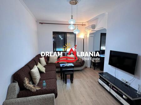 Apartament 2+1 i mobiluar ne shitje ne rrugen Bardhyl ne Tirane (ID EV)