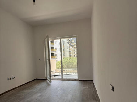 Apartment 1+1 for rent empty in Lapraka!