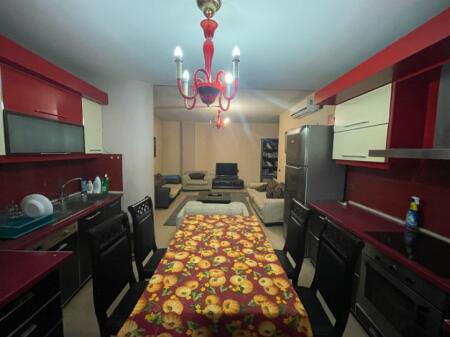🏢Apartament 3+1 me Qira Pranë ish-Tregut Elektrik