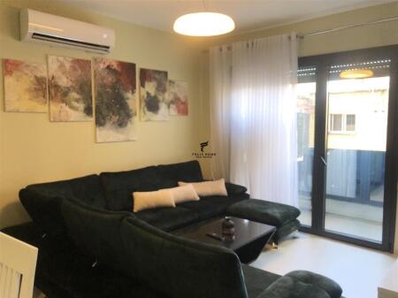 APARTAMENT ME QERA 2+1 STADIUMI DINAMO 1.000 EURO