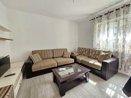 Jepet me Qira Apartament 2+1 – Ali Demi-Shkolla Kushtrimi i Liris!